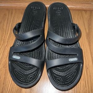 CROCS Women’s sandals size 7